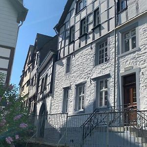 Manoir -1654- Historisch Schlafen In Monschaus Altstadt